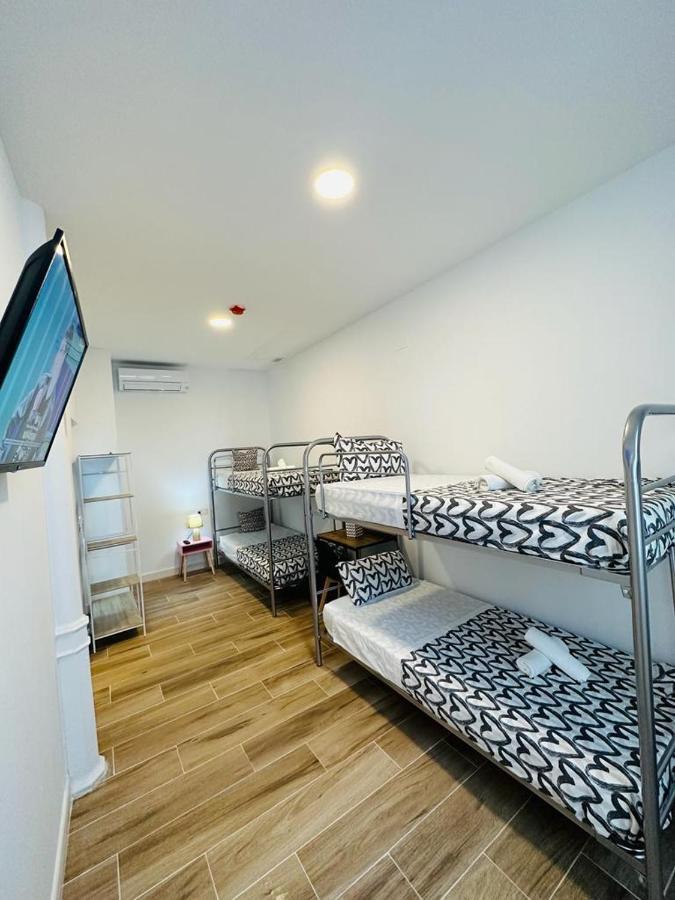 Hostel Costa-Luz Bejar 28-30 هويلفا المظهر الخارجي الصورة